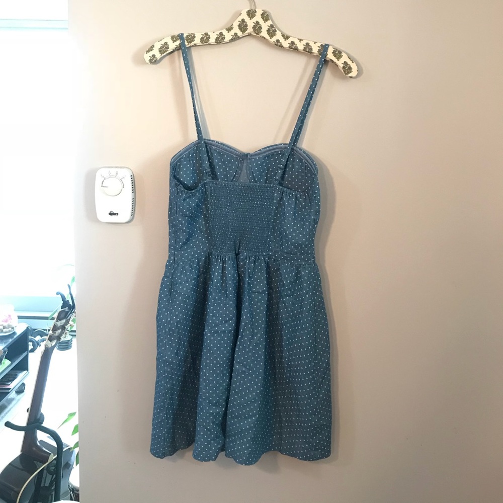 CALS dress - Picture 2 of 4